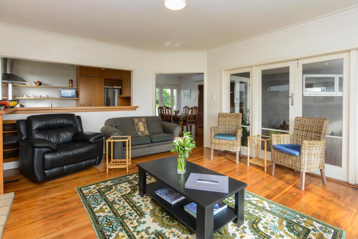 Breakwater Cottage - Napier Holiday Home Esterno foto