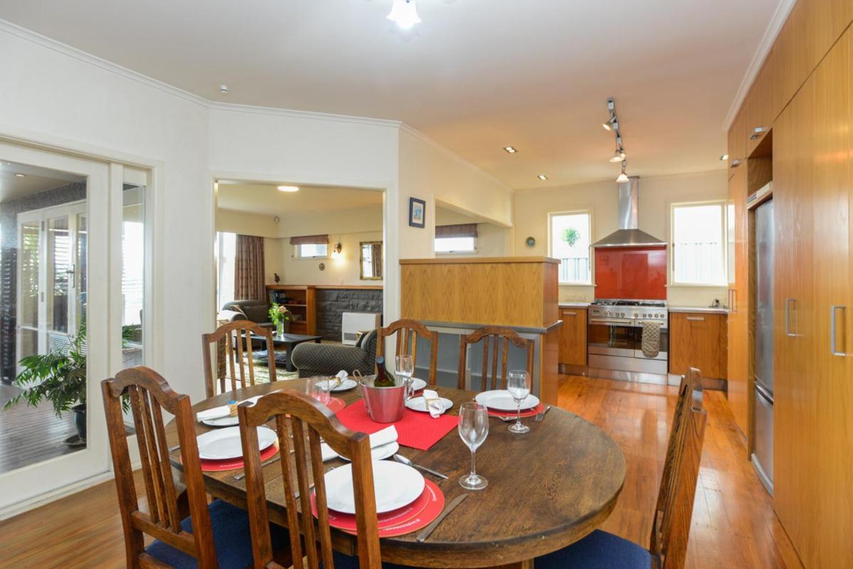 Breakwater Cottage - Napier Holiday Home Esterno foto
